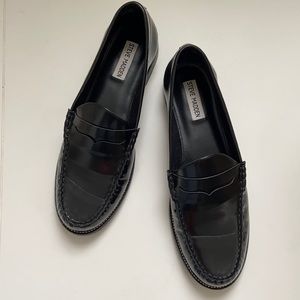 Steve Madden Black Loafer